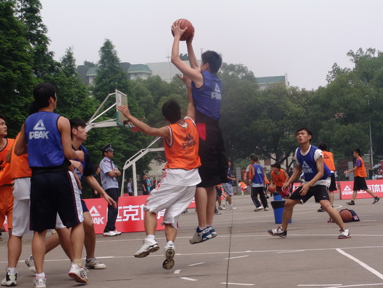 顿边锋三